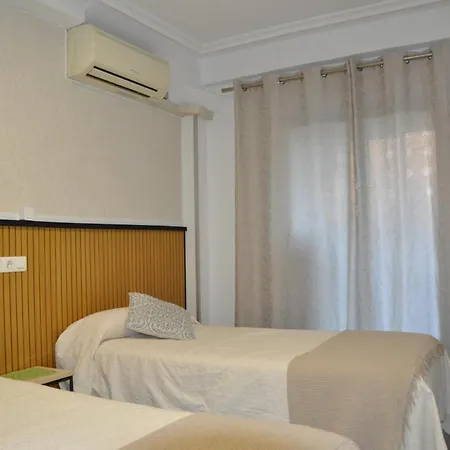 Hostal Ramón y Cajal-3